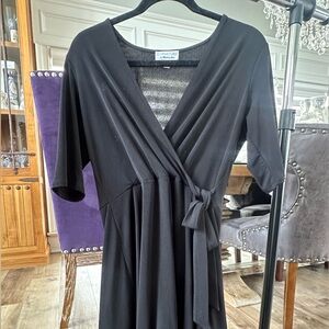 women’s black dress with front tie excellent condition worn once